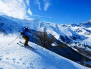 Partenza subito su neve ottima.