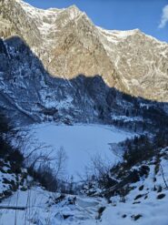 Costante la vista sul lago di Antrona
