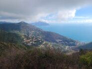 Vista su Sessarego, Bogliasco con Monte di Portofino da Crocetta di M. Giugo, sopra Sant'Ilario