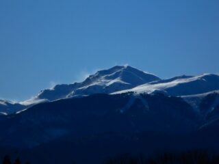 Oggi le creste fumano