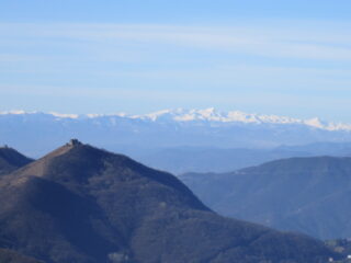 Forte Diamante e Alpi Liguri lontane