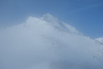 Si esce dalle nebbie a 1900m