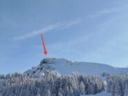 La cima vista dal parcheggio 