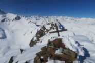 la cima con la croce