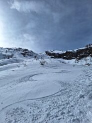 In discesa dal pendio-canale Nord