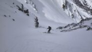 In discesa sul salto roccioso