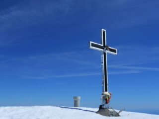 Croce di vetta, o mia coetanea