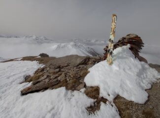 Vetta ufficiale 2585 m