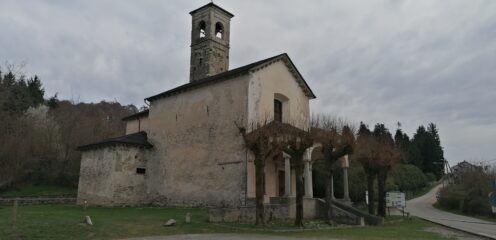 Chiesa con Crocefisso di Borzaga