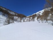 Vallone superiore di Upega con salita verso il Colle del Vescovo 