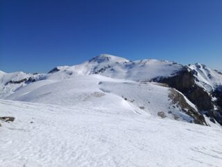 Verso il Mongioie (m.2631) per la dorsale della Cima delle Colme.