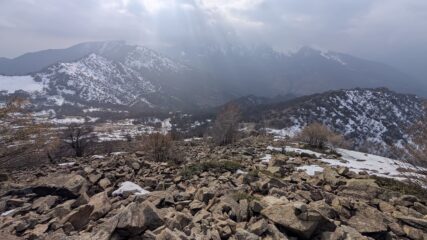 Vista dalla pietraia del Colombano