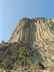 La via parte al centro, poi a sinistra slla leaning column, poi più o meno dritta fino in vetta