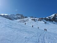 salendo sotto i Serous