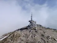 Piazzola di vetta ben pulita