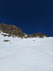 Primo nevaio in moquette a pelo corto