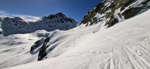 Vallone sospeso vista Bego