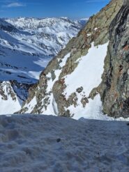 Il tratto di rampa sopra la strettoia a grumi e gelicidio