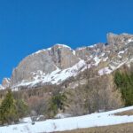 Il canale dalla strada (la parte alta rimane coperta dalla quinta rocciosa)