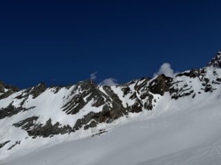 discesa-dal-colle-di-mont-brule-quasi-senza-neve