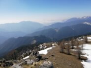 Dalla cresta di discesa verso il Col de Tate ed il costolone salito