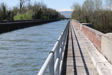 Il Canale Cavour alla rilevata