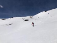 ....Paolo all'opera, su neve ottima.