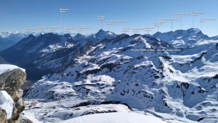  Dalla vetta panorama a 360° da urlo...di Tarzan.