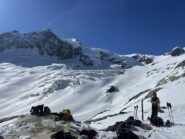 Vista della cresta dal passo alla vetta, mentre asciughiamo la roba