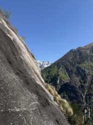 la vista della val torrone sullo sfondo