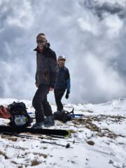 compagni di gita in cima