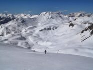 arrivando al gran Serin, al centro il Gran Costa con a sx il colletto E 2490