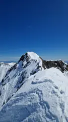 In cima alla piovatte d'Egua centrale. In fondo la piovatte d'Egua Est.
