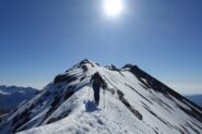 La cresta sommitale: la cima ovest è quella sullo sfondo