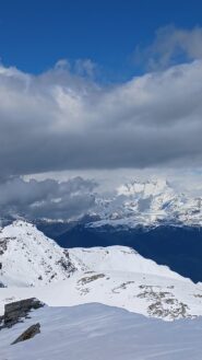 Fantastico panorama tra cui  il ghiacciaio di Aletsch