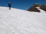Accumulo di neve sulla cresta finale