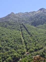 Versante di salita con seggiovia