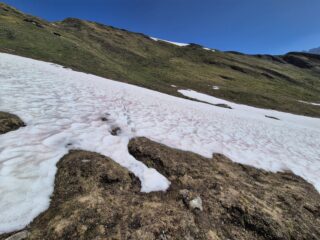Nevaio a metà traverso 