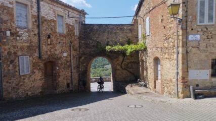 Ingresso a Murlo nella seconda tappa