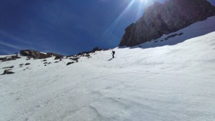 Bella neve compatta in alto