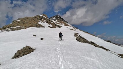  Si ritorna sulle nostre tracce. Oggi solo noi su questa montagna.