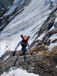 breve saltino di roccia (solo a salire)