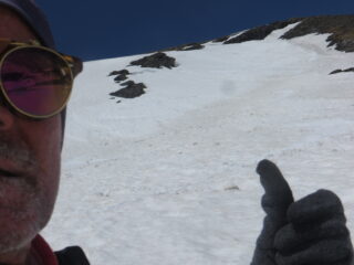 alla base del ripido canalone mediano