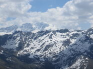 Gollien e sullo sfondo Gran Paradiso