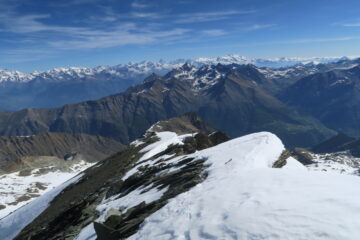 la cresta finale con ben poca neve