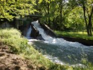 Il salto del Canale della Mandria presso il Mulino dei Banditi (rudere).
