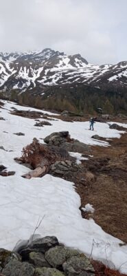 breve portage poi la neve è continua