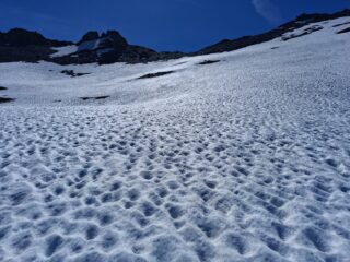 Neve bugnata versante Fours