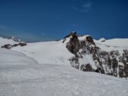 Panorama dalla vetta: da sx Balmenhorn, Corno nero, Dufour (che sporge), Lusdwigshohe, Zumstein, Parrot (parte)