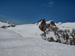 Panorama dalla vetta: da sx Balmenhorn, Corno nero, Dufour (che sporge), Lusdwigshohe, Zumstein, Parrot (parte)